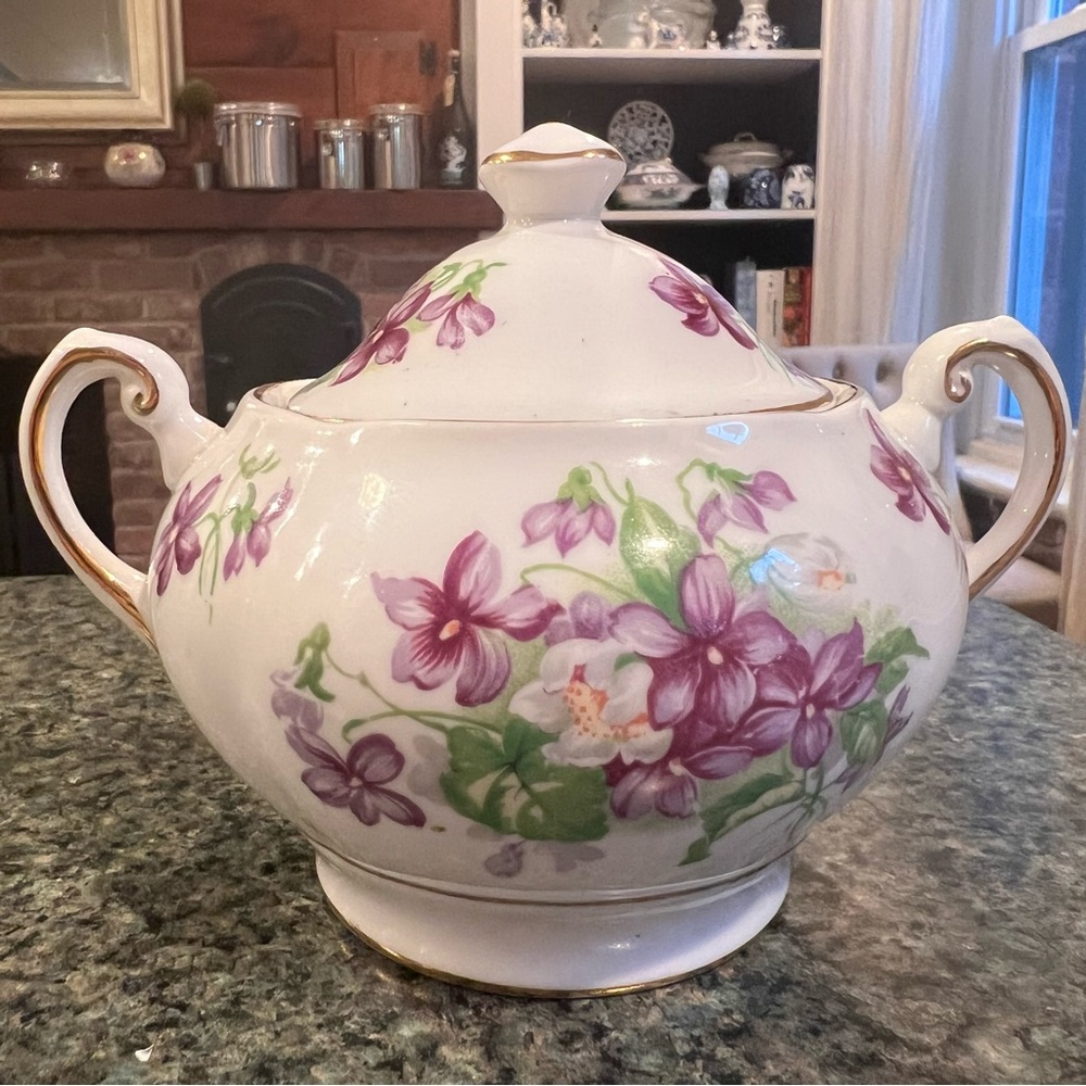TUSCAN Vintage Violets Covered Sugar Bowl - Picture 3 of 14